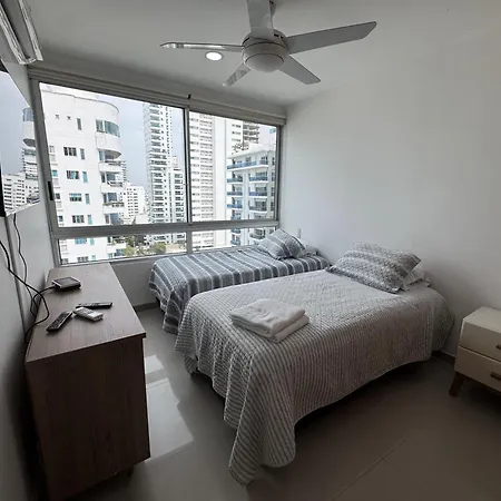 Apartamento En Con Vista Al Mar *