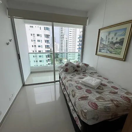 En Con Vista Al Mar Apartamento
