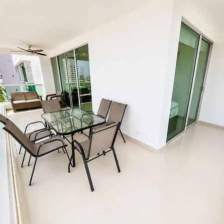 En Con Vista Al Mar Apartamento
